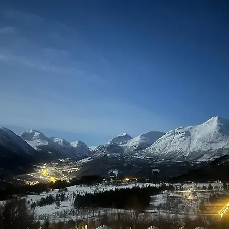 The View - Mountain With Stunning Views Stranda (More og Romsdal)