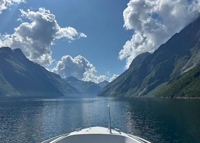Dom wakacyjny The View - Mountain With Stunning Views Stranda (More og Romsdal)